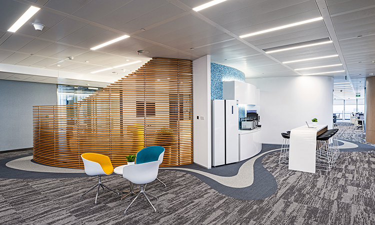 開放式員工辦公區 開放式員工辦公區