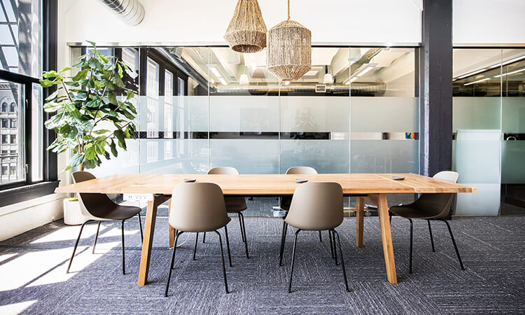 優(yōu)雅的上海辦公室裝修環(huán)境，如何影響企業(yè)營運(yùn)效率？